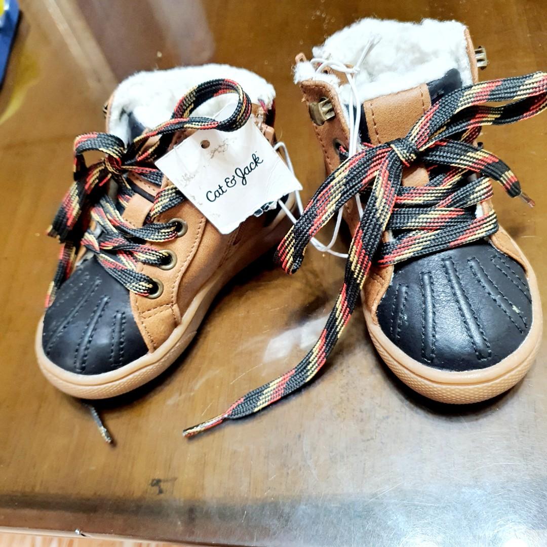 New cat shoes store