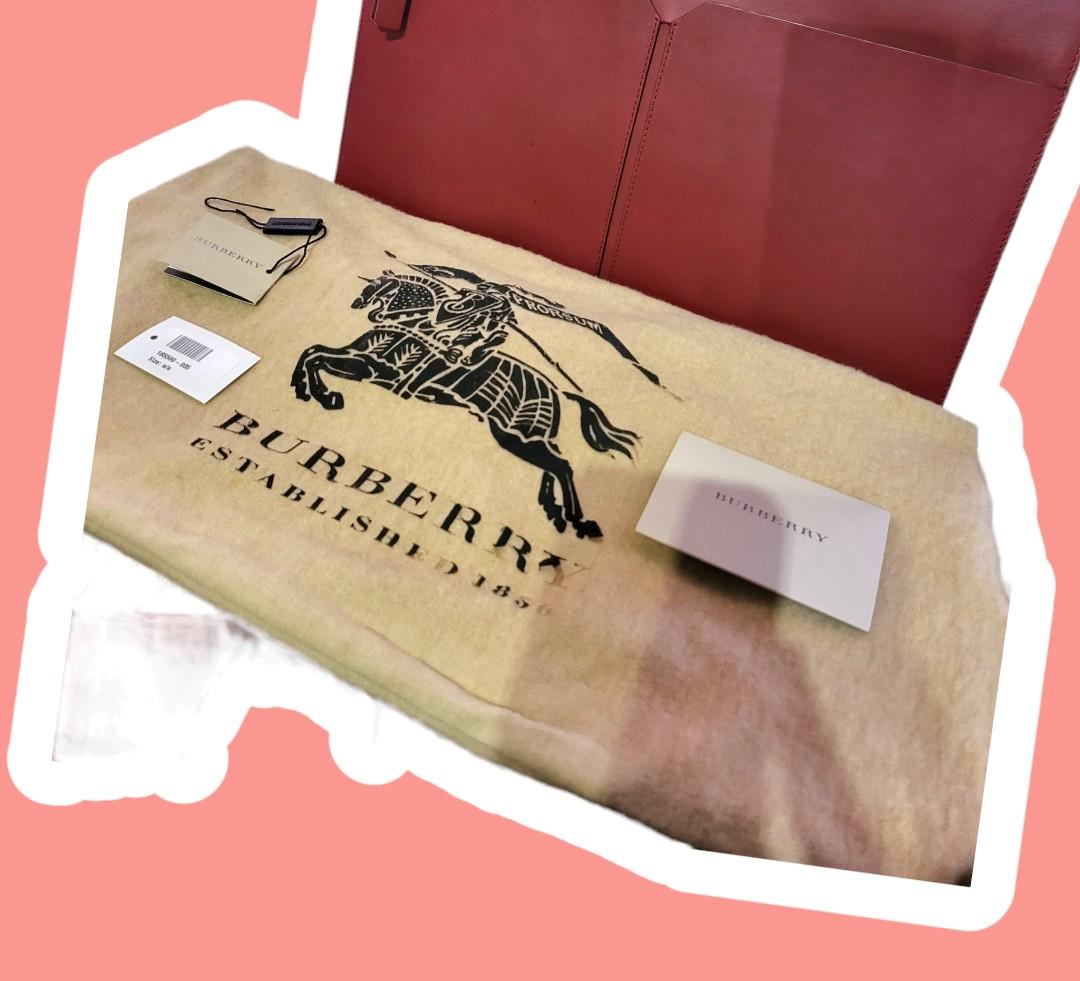 Burberry document holder top