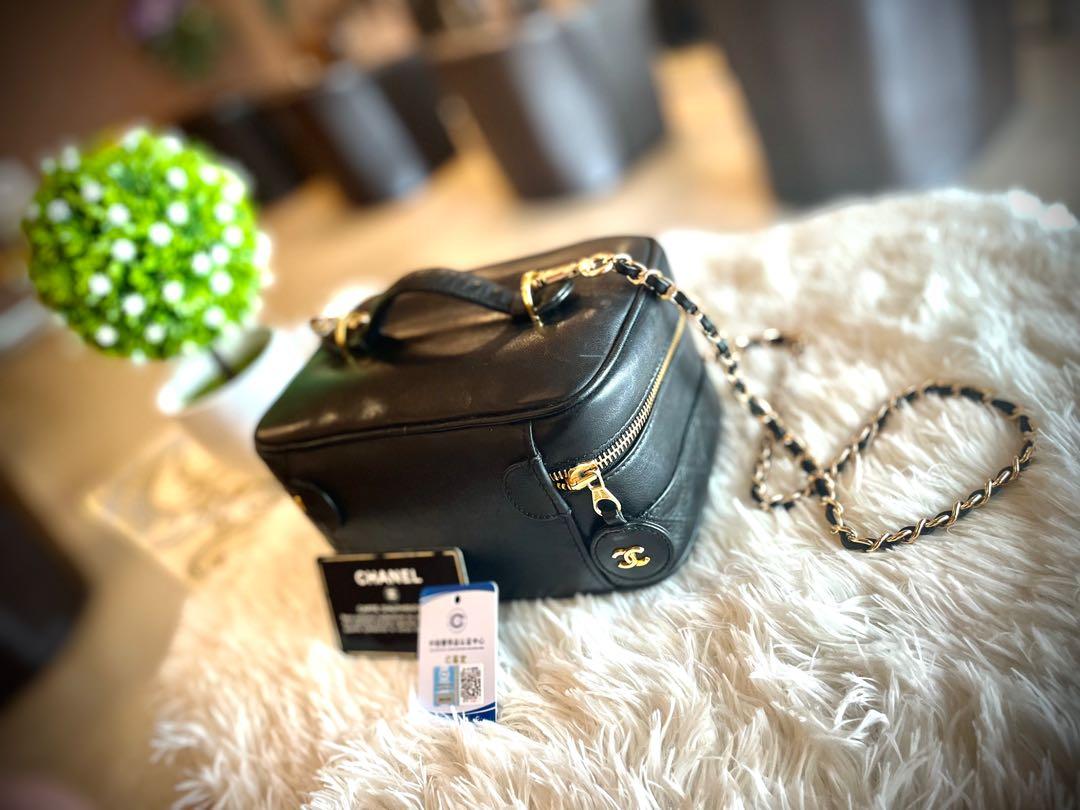 Chanel bicolore shop