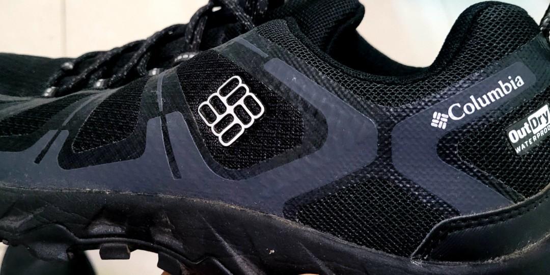Columbia techlite walking shoes clearance