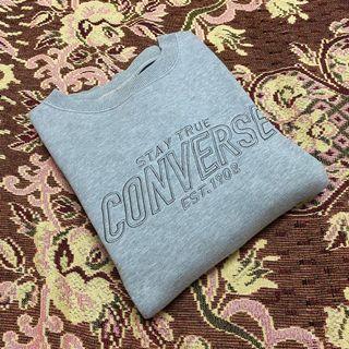 converse sweatshirt size M