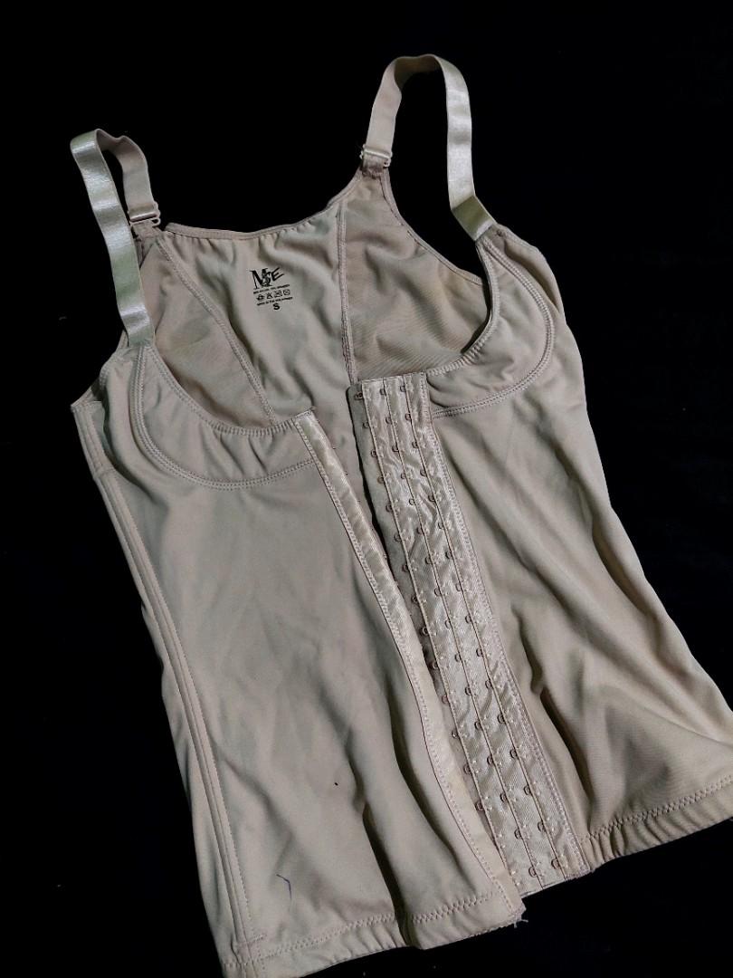 Corset (Category: Undergarments & Loungewear) located in Mandaluyong City. Submitted by polaming (Listing ID 1174219152, Image 1). Description: Free sa bibili ng any other items..