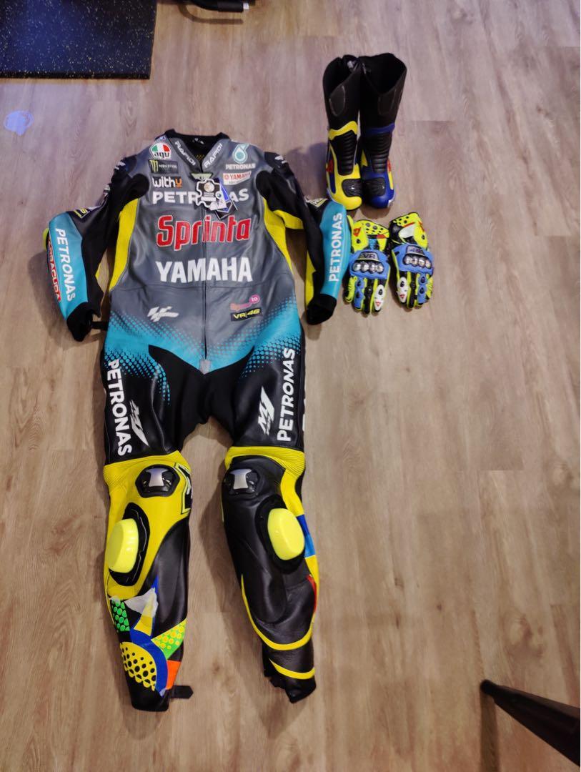 Customisable racing suit, gloves and boots, Motorcycles, Motorcycle