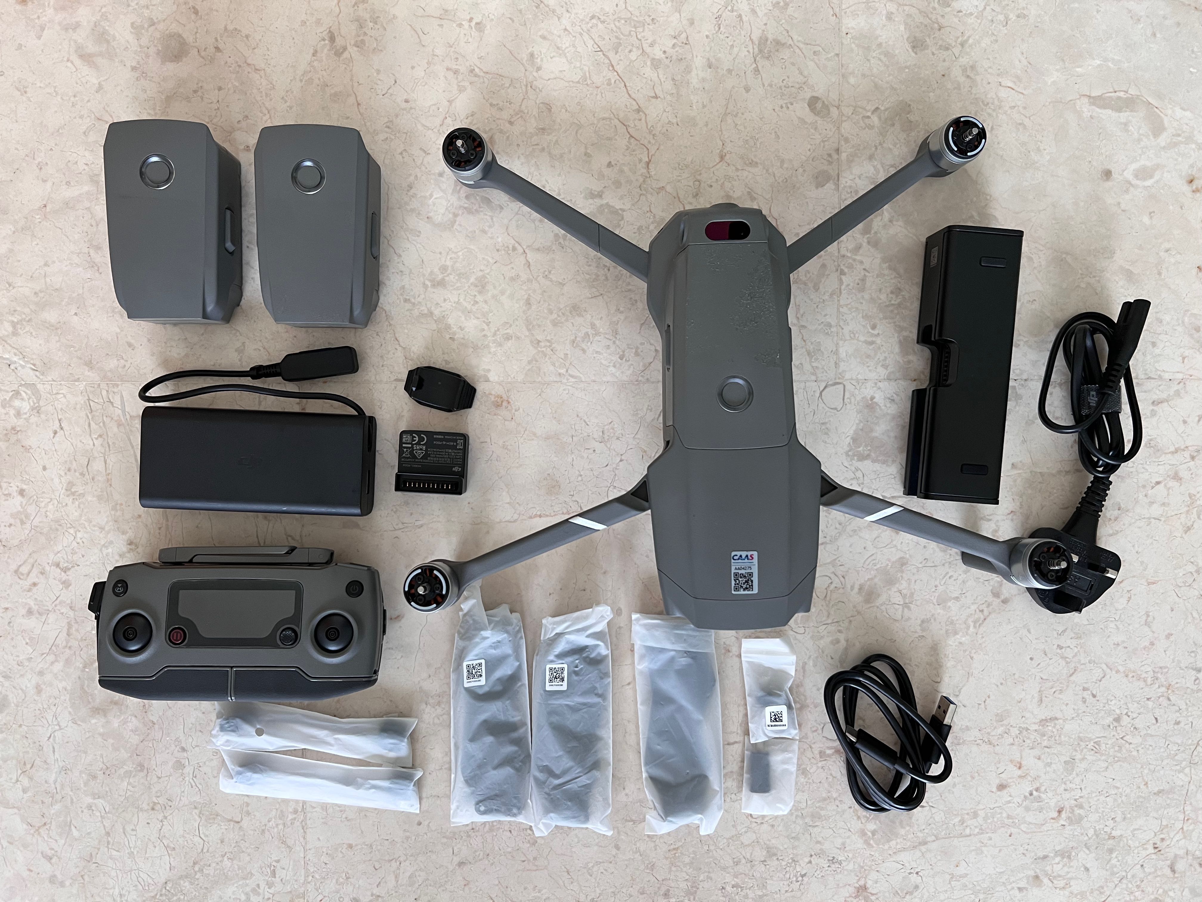 DJI Mavic 2 Pro with Fly More Kit and end more extras, Photography