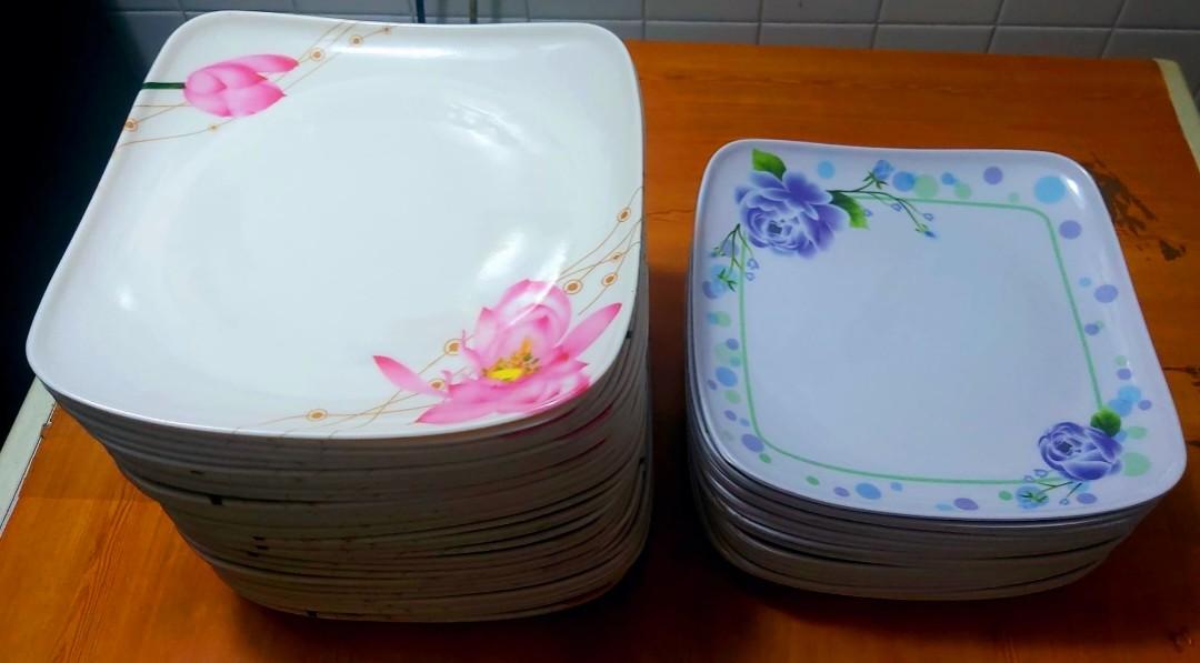 Floral plastic deals plates