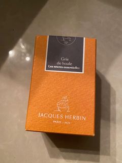 （分類：）位於 。 由 uncannyqueen 提交（商品編號 1174252217，圖片 1）。簡介： 。