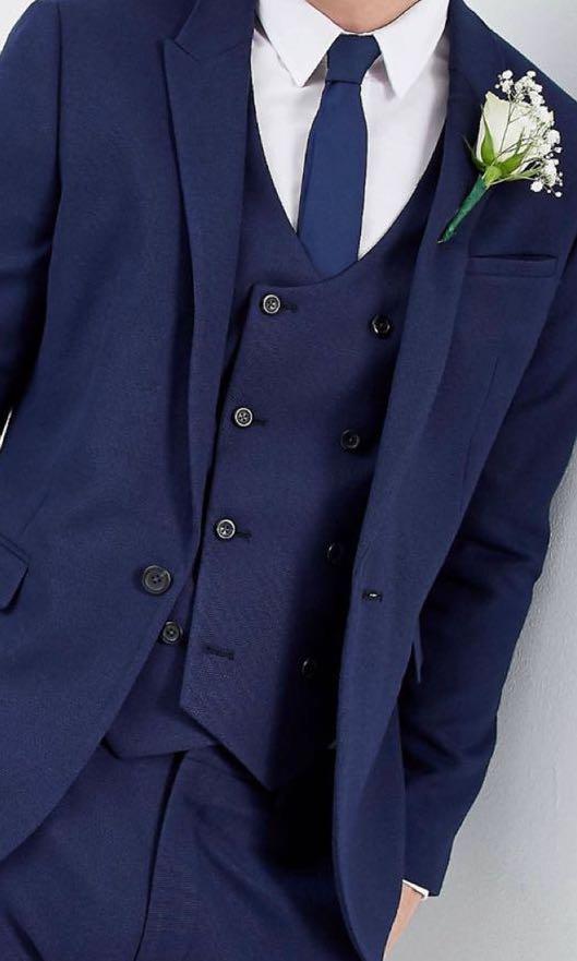 French navy top blazer