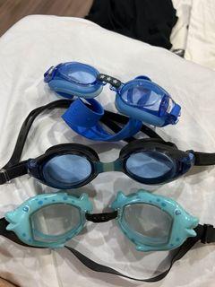 Goggles 3 for 400 pesos