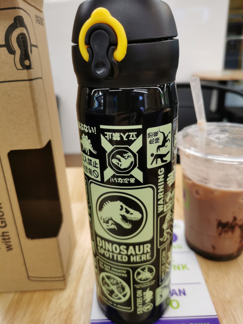 GSC JURASSIC WORLD STAINLESS STEEL, Furniture & Home Living