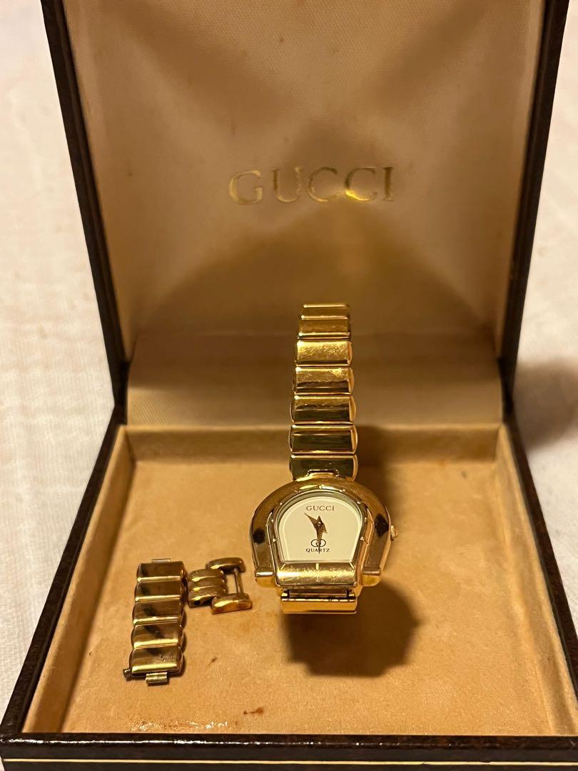 Gucci horseshoe watch hotsell