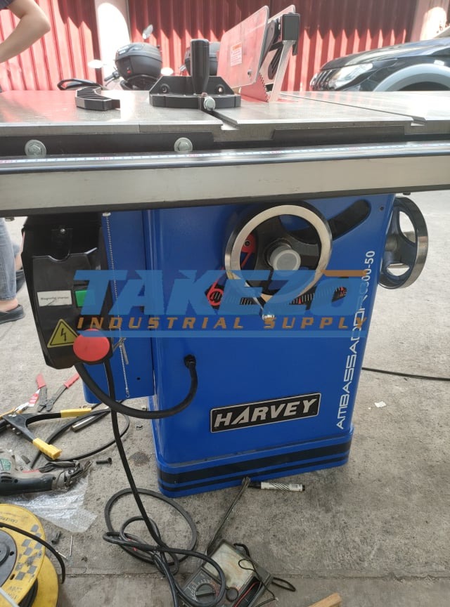 HARVEY TABLESAW C30050, Commercial & Industrial, Construction Tools