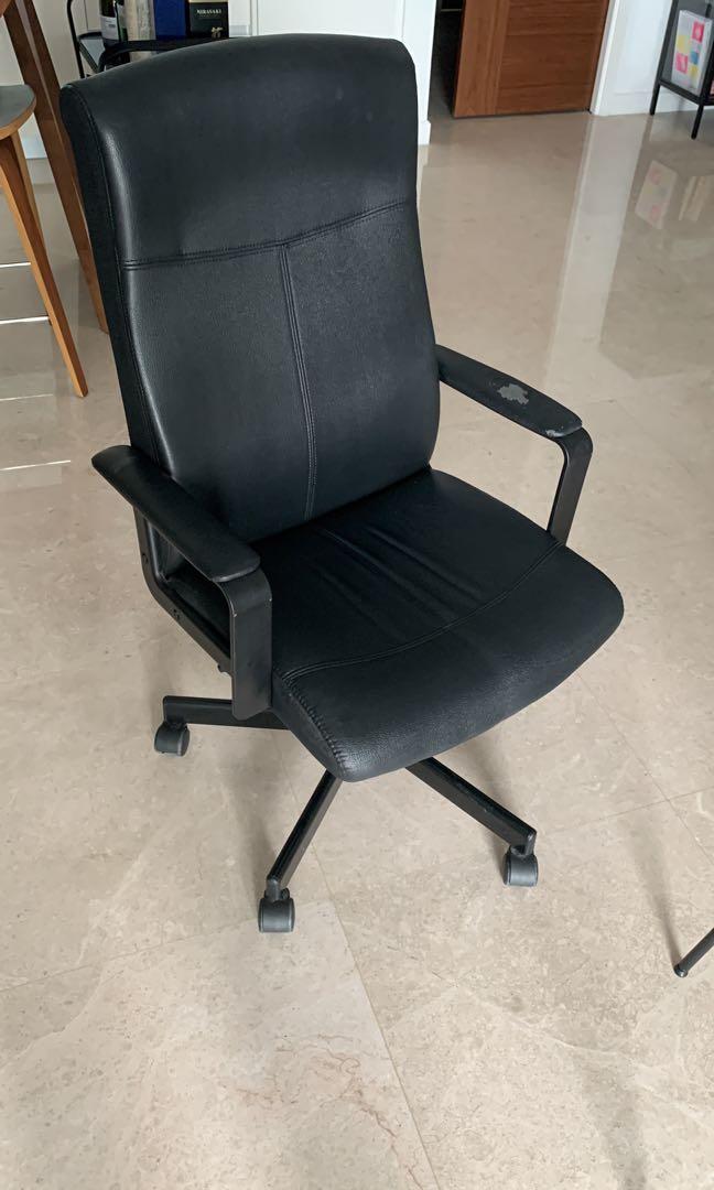 IKEA MILLBERGET Swivel chair, Bomstad black (peeling leather on arm