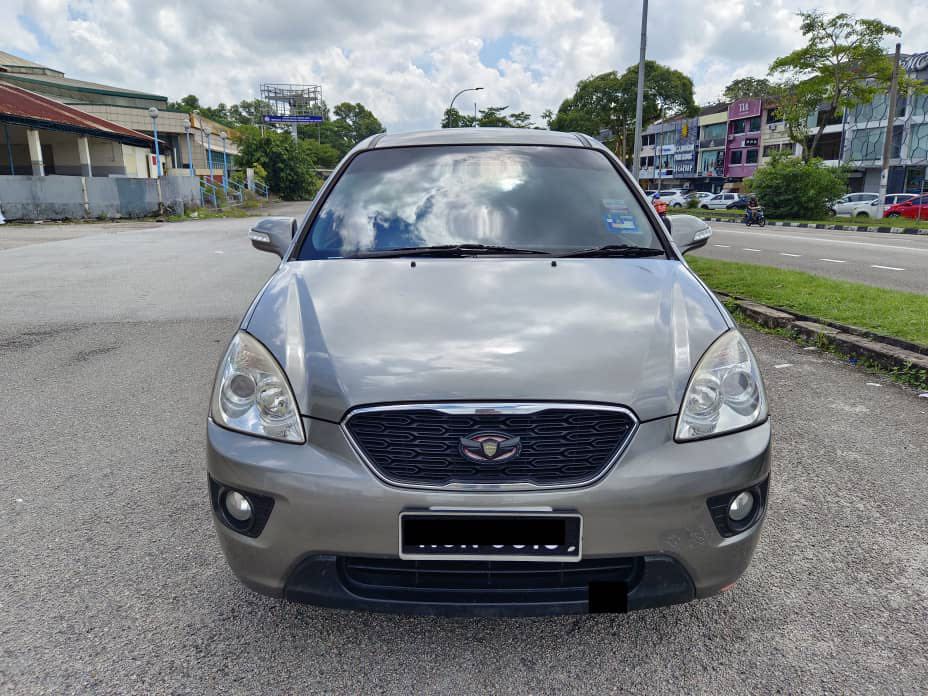 KIA RONDO 2.0AT 2011TH, Cars, Cars for Sale on Carousell