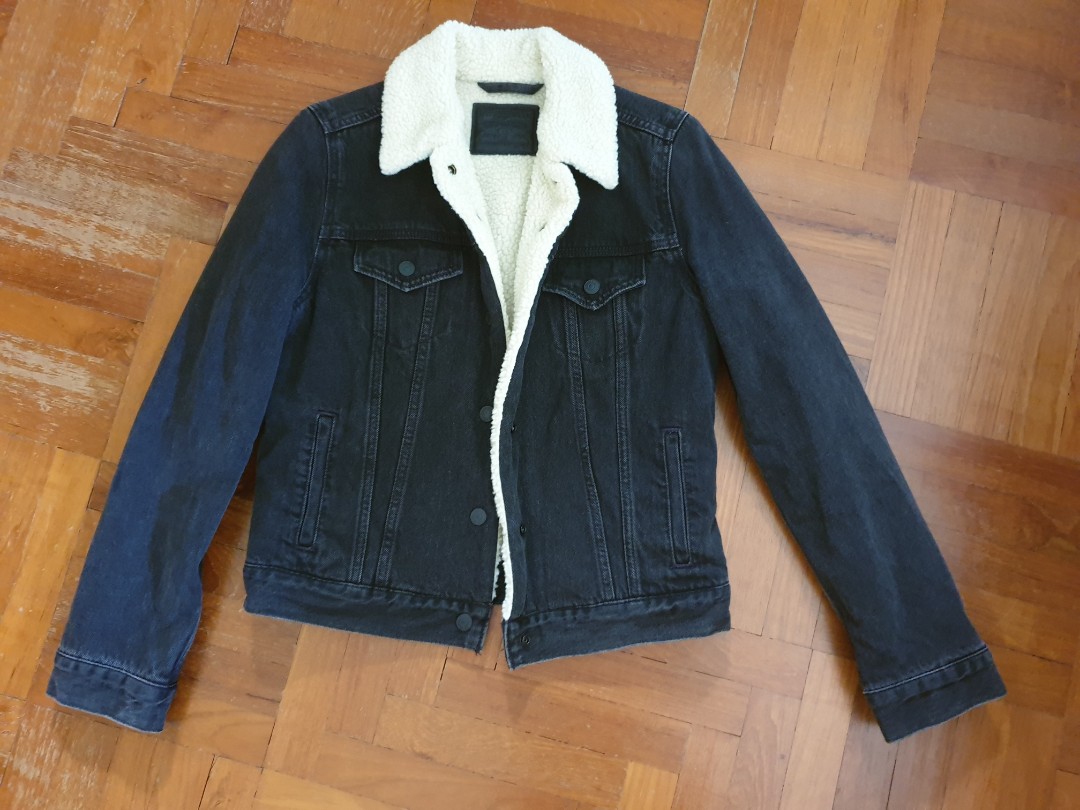 Levi's sherpa denim jacket in black 