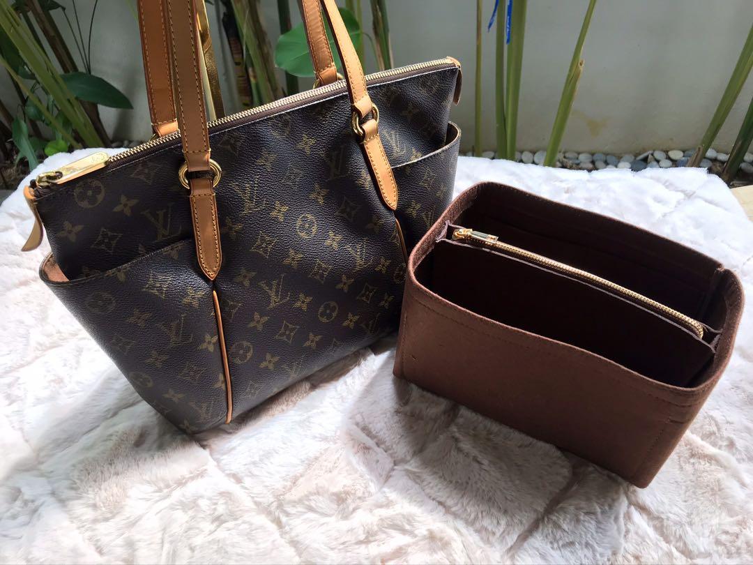 100% Authentic Louis Vuitton Totally PM, Luxury, Bags & Wallets on Carousell