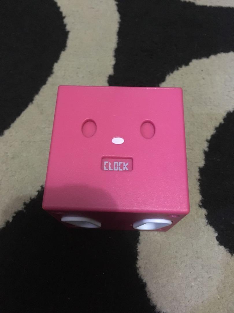 Mini toy clock figure (Category: Clocks) located in Manila. Submitted by boyhet.thrift15 (Listing ID 1174269024, Image 1). Description: Mini sound clock figure (Chinese language) required 3pcs AAA battery gud condition selling 500.