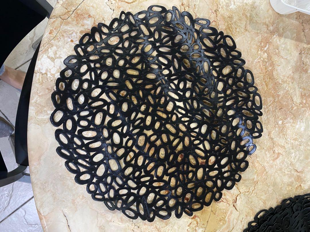 NEW Gourdo's Black Placemats (8 pcs.) (Category: Table Linen & Textiles) located in San Juan City. Submitted by quickdolphin.0fab36 (Listing ID 1174217293, Image 1). Description: old stock but never used ✨ - diameter: 15".