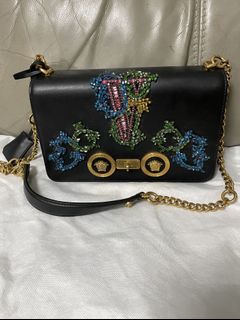 （分類：）位於 。 由 aesopp24924 提交（商品編號 1174284004，圖片 1）。簡介： 。