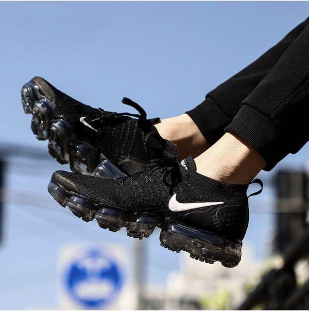 Black vapormax with best sale white tick