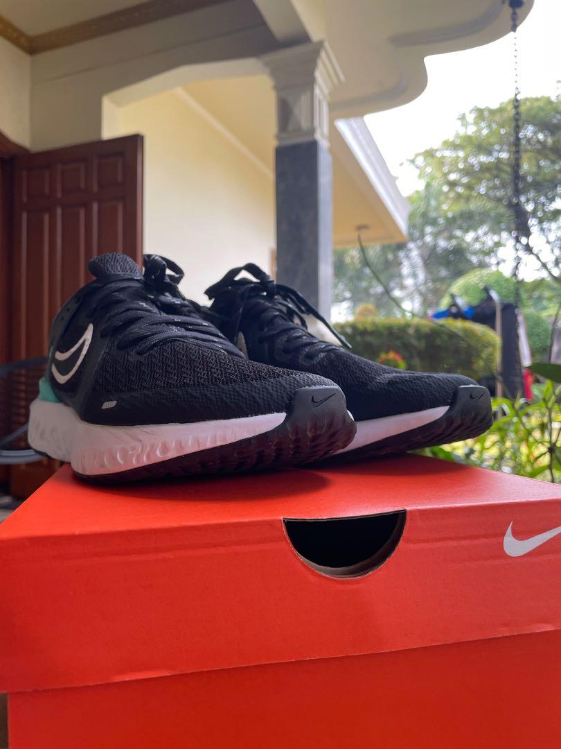 Harga nike legend react hot sale