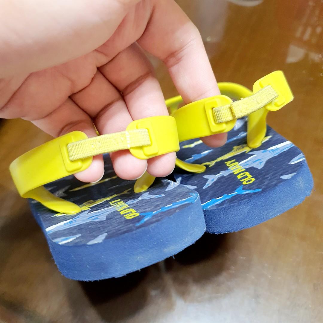 Old navy cheap shark slippers
