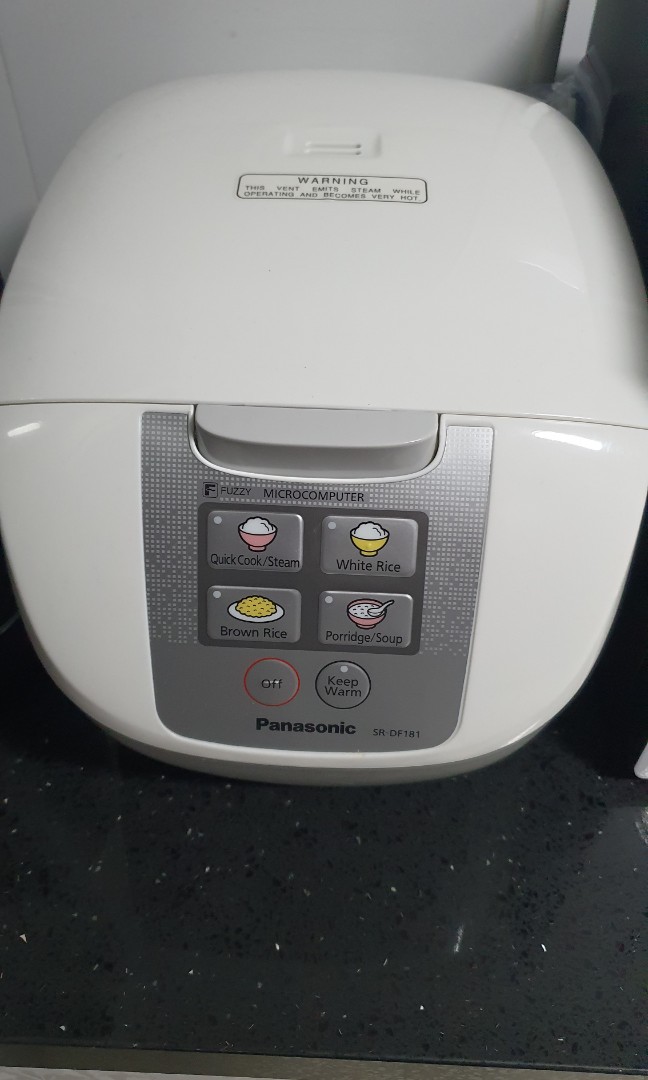 Panasonic rice cooker SRDF181, TV & Home Appliances, Kitchen
