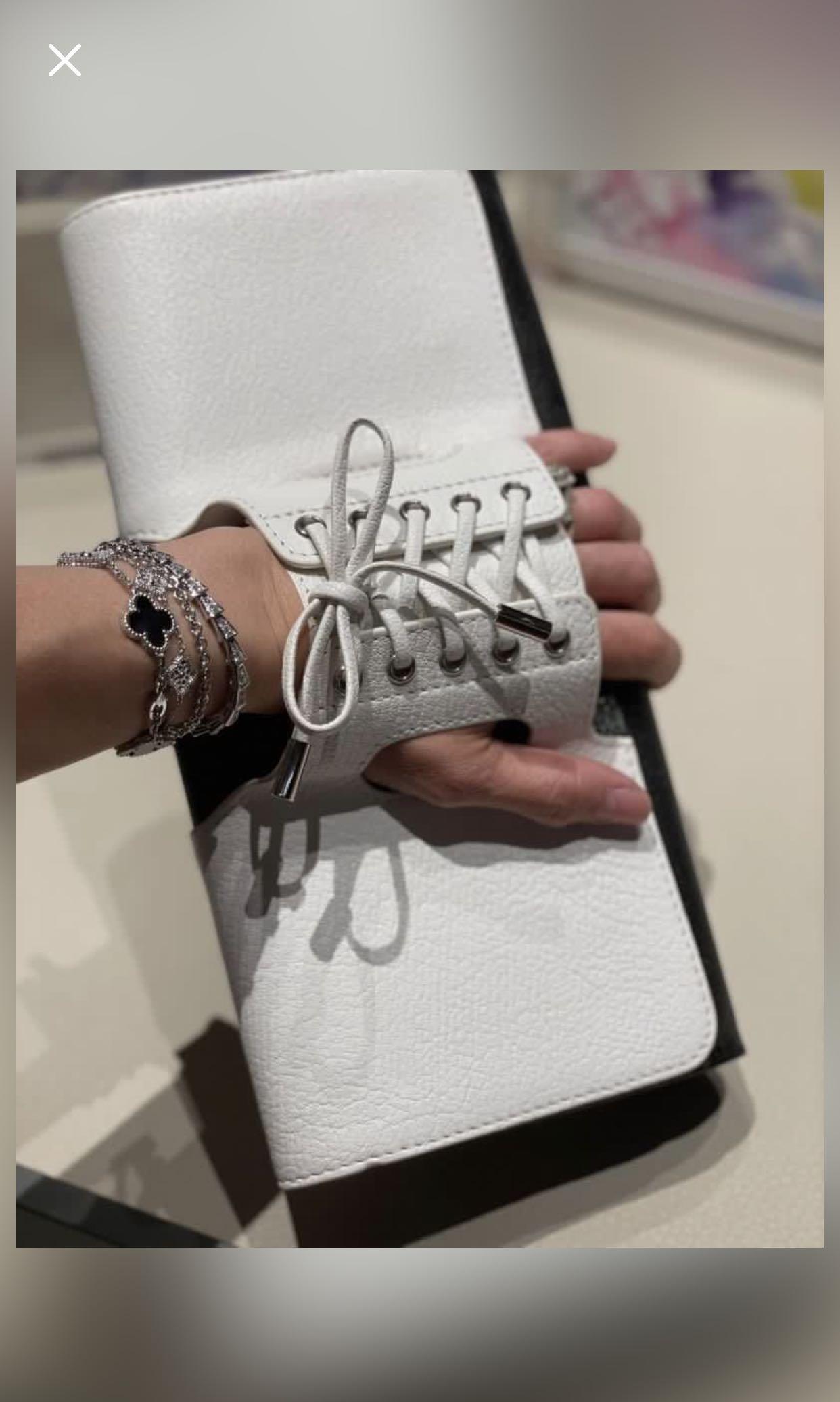 Perrin le online corset clutch