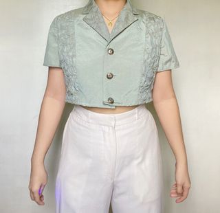(Category: ) located in . Submitted by studioclothinaph (Listing ID 1174198493, Image 1). Description: .