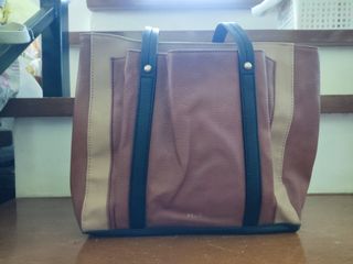  Relic by Fossil: Women's Handbags