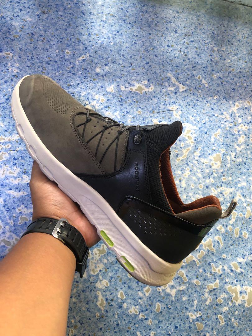 Rockport Men s Lets Walk Bungee Lace Up Dark Olive Nubuck 11 US Men s Fashion Footwear Sneakers on Carousell
