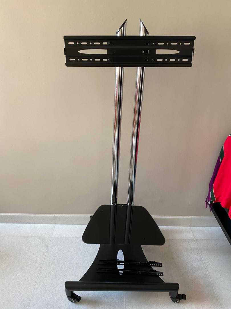 Roller TV stand with mount, TV & Home Appliances, TV & Entertainment