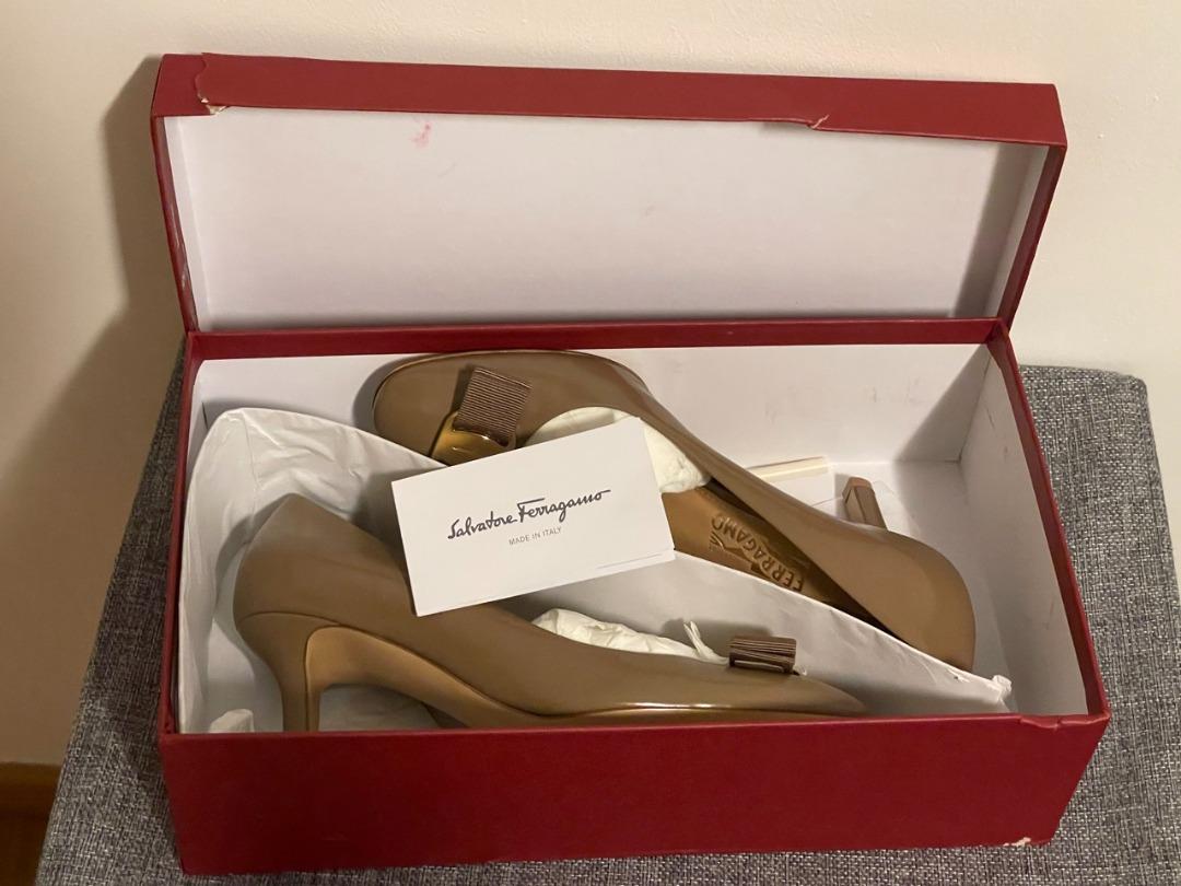 ferragamo erice 70
