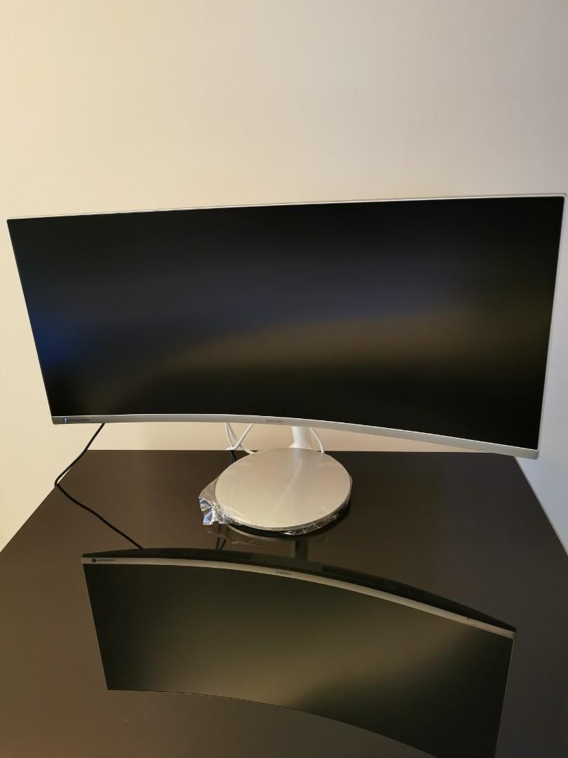SAMSUNG QLED 34 Curved Monitor with Thunderbolt, Computers & Tech ...