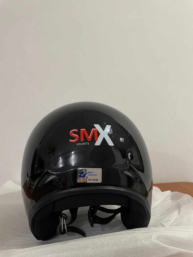 SMX Helmet LTA approved, Motorcycles, Motorcycle Accessories on Carousell