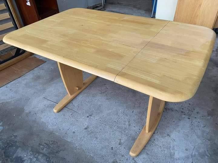 Solid Wood Extendable Table L47 W29.5 H28 inches Solid wood Easy to