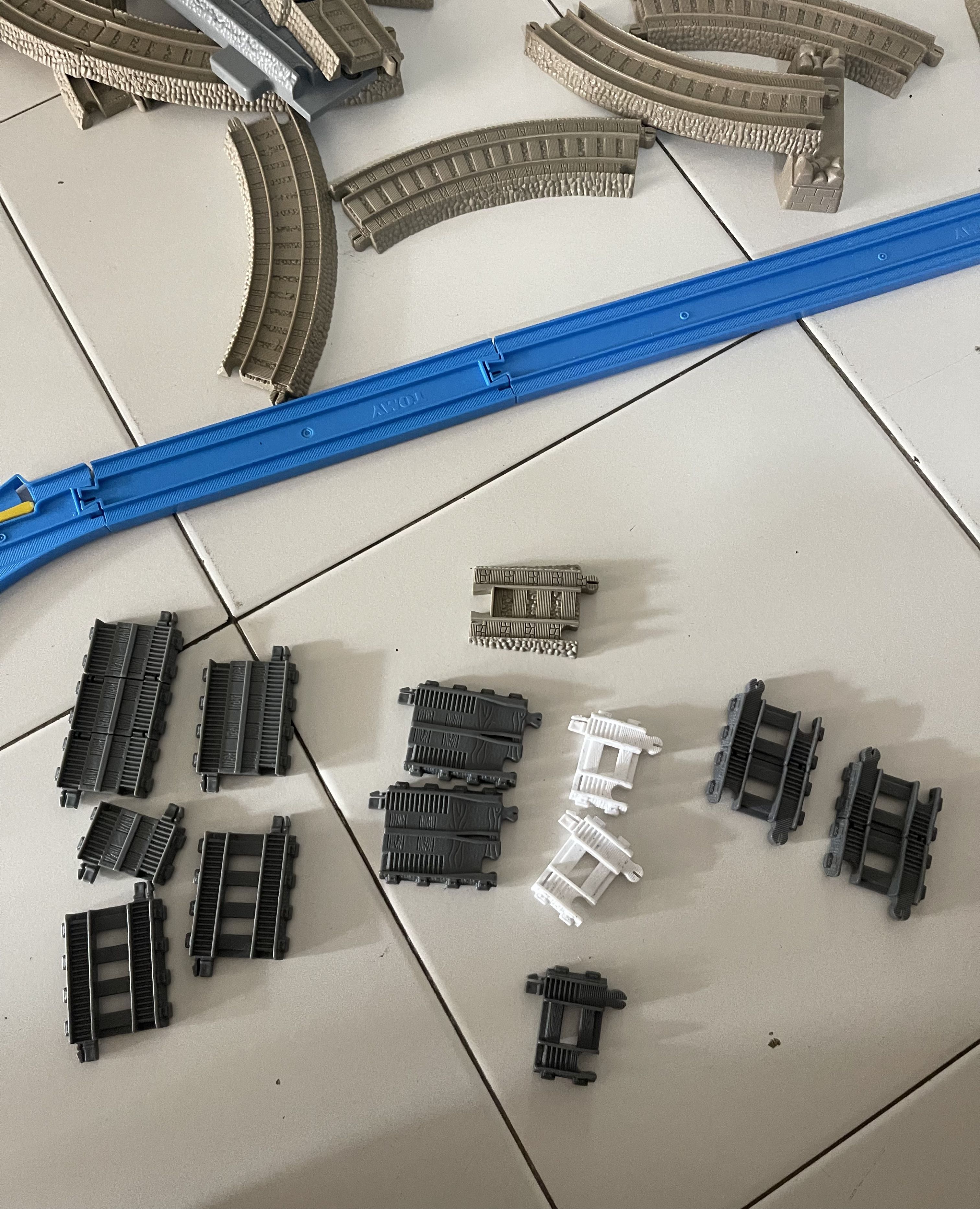 Tomy trackmaster shop track