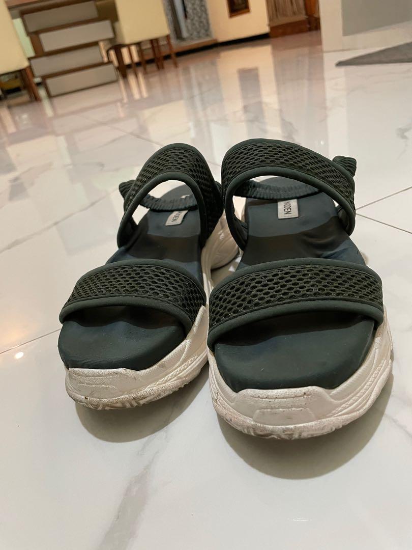 madden platform sandals