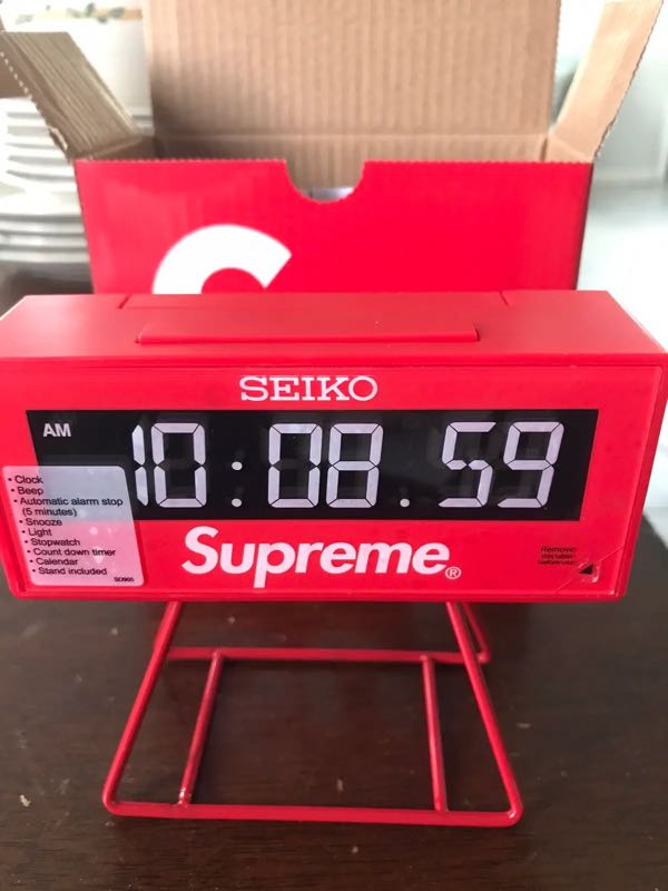 Supreme®/Seiko Marathon Clock Red