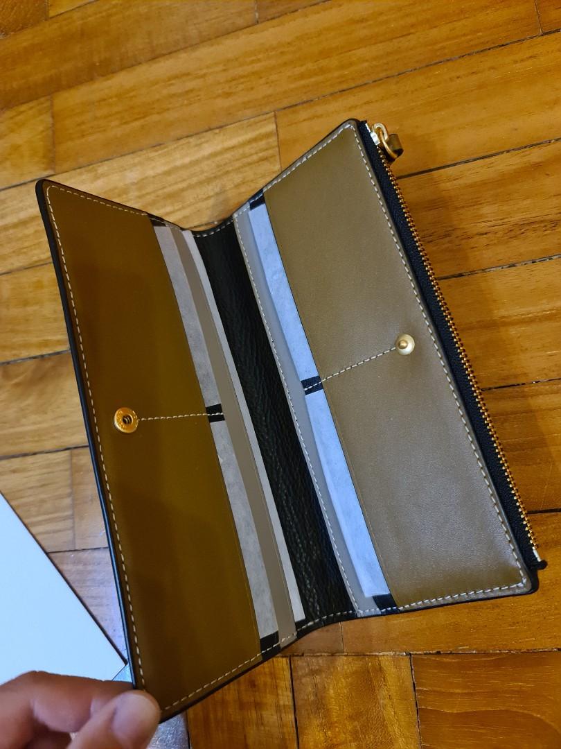Tory Burch Walker Zip Slim Wallet, Women's Fashion, Bags u0026 Wallets, Purses  u0026 Pouches on Carousell