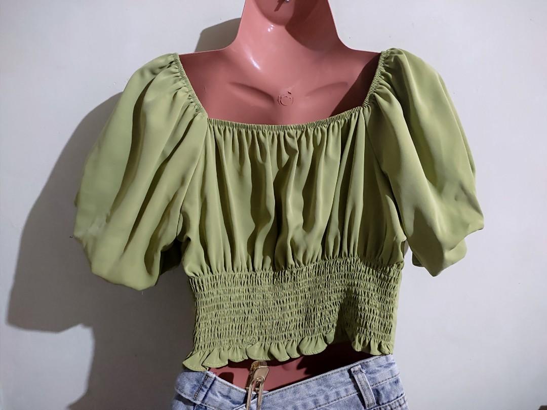 Trendy Puffsleeves Crop Top (Category: Blouses) located in Bulacan. Submitted by damitann (Listing ID 1174274999, Image 2). Description: Size: Small-Medium Own Preloved No flaws/damage/stain FIX PRICE SHOPEE CHECKOUT + 10 PESOS TRANSACTION FEE IF 1-2 LANG BIBILHIN.