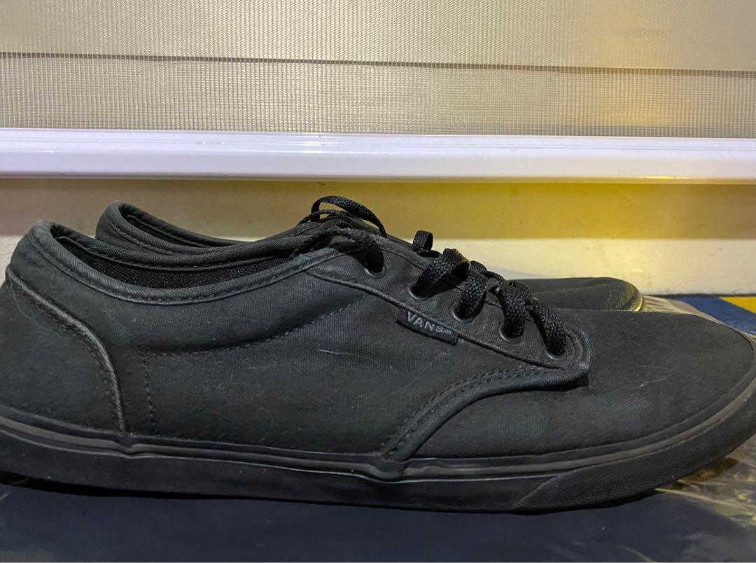 Vans atwood discount all black