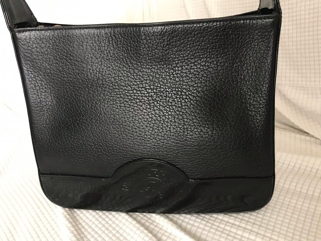 Authentic Versace Black Shoulder Bag (Neg.) (Category: Luxury Bags & Wallets) located in Pasig City. Submitted by markdangelo (Listing ID 1174223745, Image 2). Description: Authentic Versace Black Shoulder Bag *|** Negotiable DM 📩 for offers 😊👍💲 *Please read the description first before ordering/ buying. Once bought and shipped the item/s, it is considered sold. We do not accept return or exchange of item/s. **For security and peace of mind t