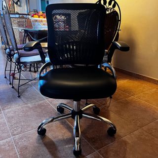 (Category: ) located in . Submitted by al_tan (Listing ID 1174210064, Image 1). Description: .