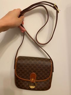 （分類：）位於 。 由 _decluxtter_ 提交（商品編號 1174266809，圖片 1）。簡介： 。