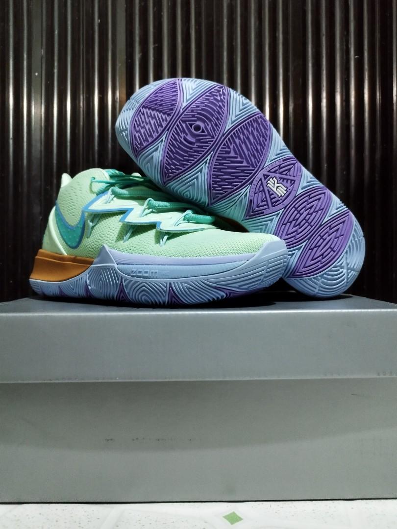 Nike Kyrie 5 Squidward Sneakers - Green for Women