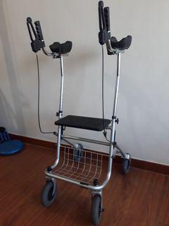 adult walker with arm rest (4wheel)