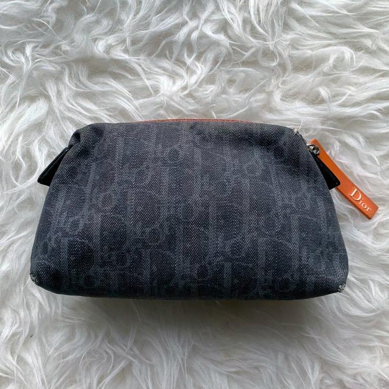 Dior remove best sale before flight