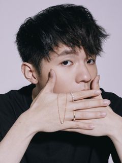 （分類：）位於 。 由 choitin26 提交（商品編號 1174342791，圖片 1）。簡介： 。