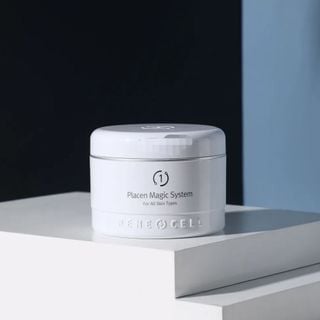 （分類：）位於 。 由 wanok_cosmetics.shop 提交（商品編號 1174479631，圖片 1）。簡介： 。
