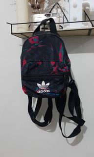 (Kategori: ) berada di . Dikirim oleh fka_afr (ID iklan 1174512687, Gambar 1). Deskripsi: .